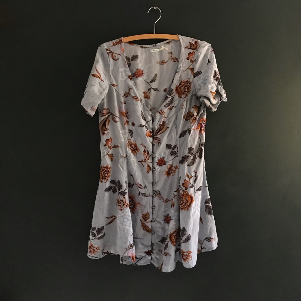 Flowery flowy mini dress